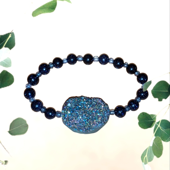 Natural Druzy Rainbow Quartz Bracelet - Picture 1 of 6